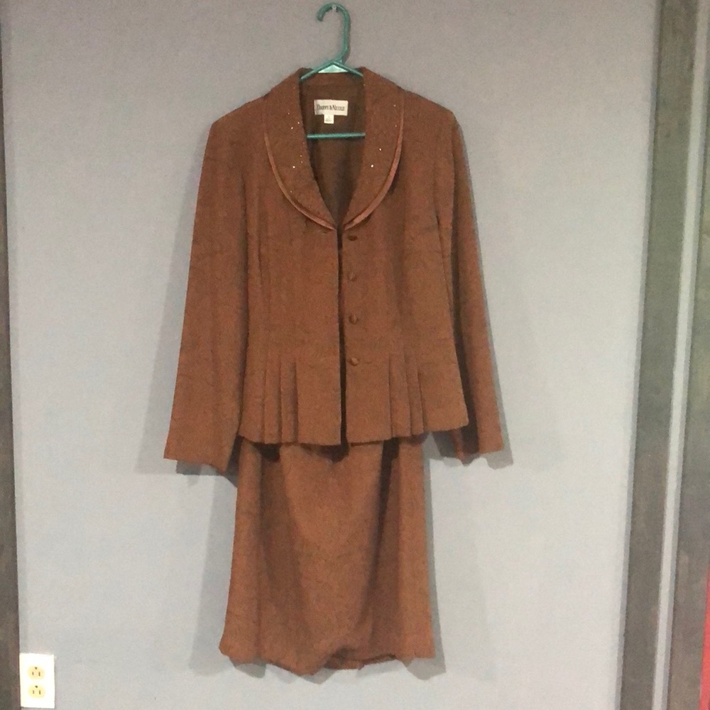 Danny and Nicole blazer  and skirt size 14